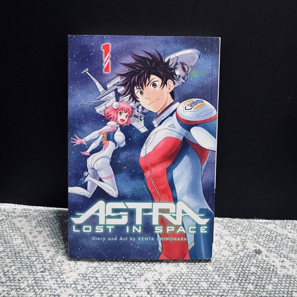 Astra- Lost in Space Vol.1
